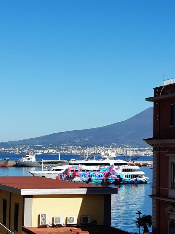 La Terrazza Sul Porto Acomodação com café da manhã Castellammare di Stabia Exterior foto