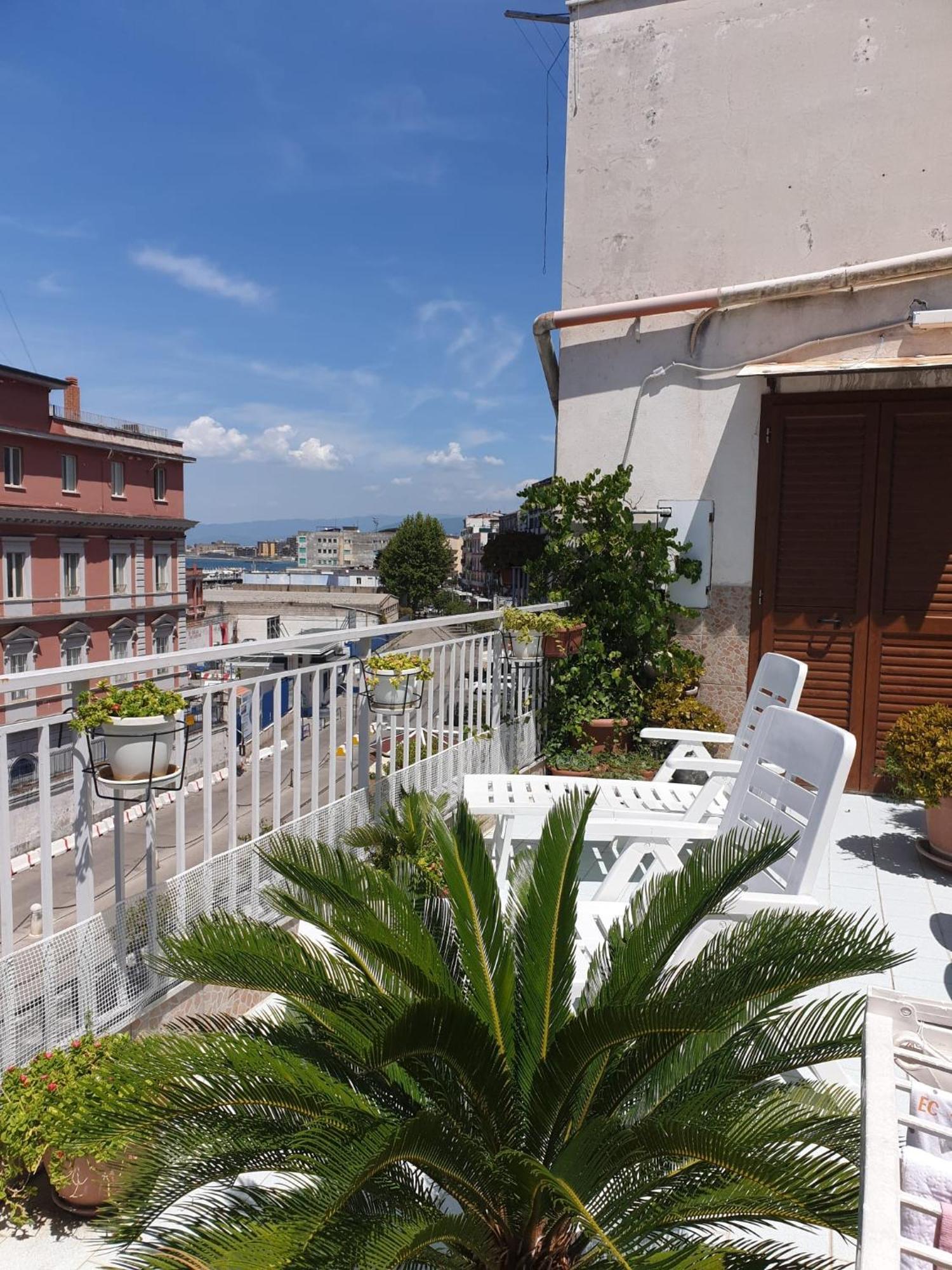 La Terrazza Sul Porto Acomodação com café da manhã Castellammare di Stabia Exterior foto